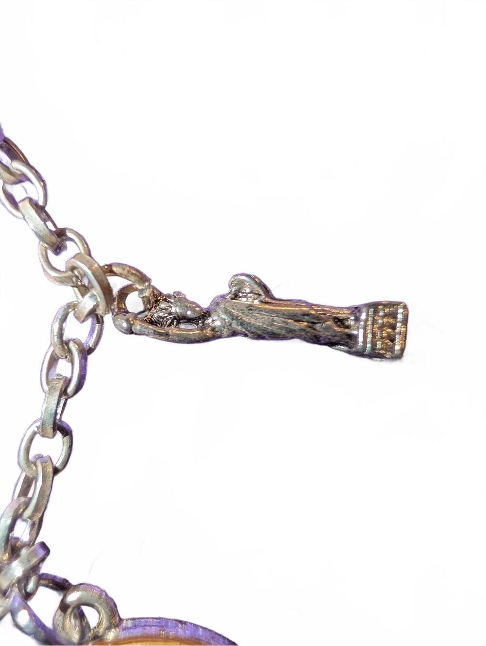 Vintage New York Themed Charm Bracelet with Statue of Liberty and Taxi Cab Char - Picture 5 of 6